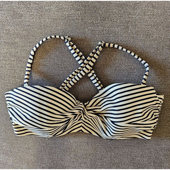 Small 34D Convertible Bikini Top from H & M - Picture 1 of 3